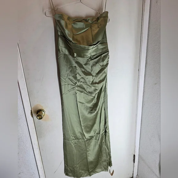 NWT Reformation Barrow Silk Dress in Artichoke Green Maxi Strapless - Picture 5 of 11
